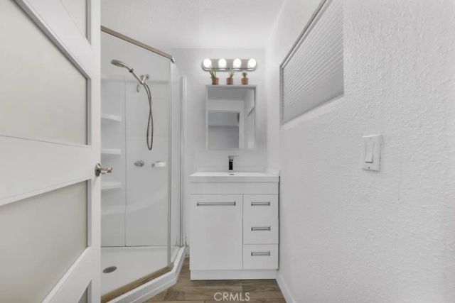 22736 Schoolcraft, West Hills, CA 91307