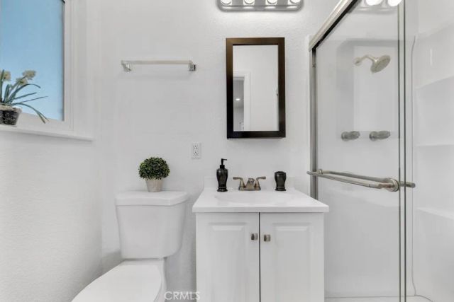 22736 Schoolcraft, West Hills, CA 91307