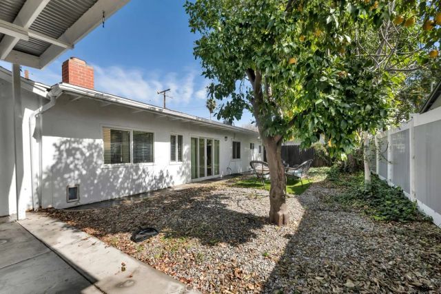 22736 Schoolcraft, West Hills, CA 91307