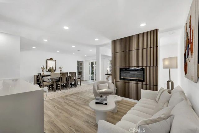 22736 Schoolcraft, West Hills, CA 91307