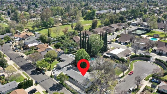 22736 Schoolcraft, West Hills, CA 91307