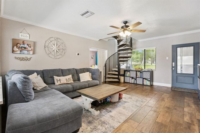 2939 DAWLEY AVENUE, Orlando, FL 32806