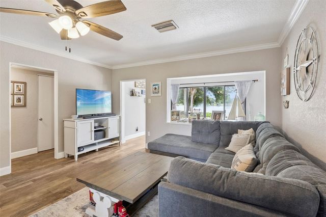2939 DAWLEY AVENUE, Orlando, FL 32806