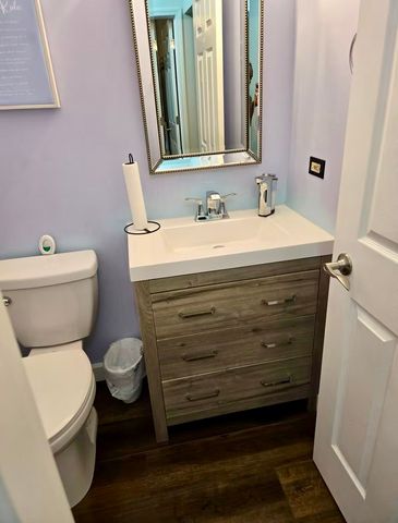 5469 Barnwood Drive, Gurnee, IL 60031