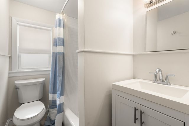78 Pleasant St 78, Needham, MA 02492
