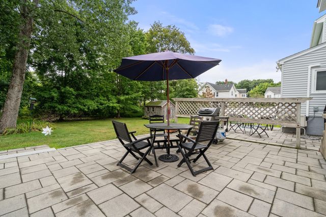 78 Pleasant St 78, Needham, MA 02492