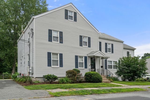 78 Pleasant St 78, Needham, MA 02492