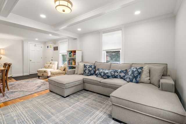 78 Pleasant St 78, Needham, MA 02492