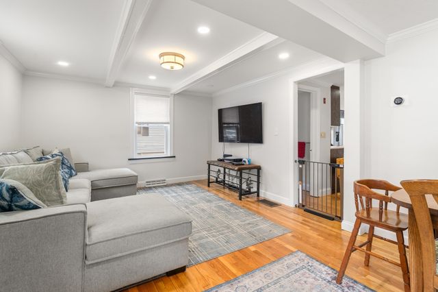 78 Pleasant St 78, Needham, MA 02492