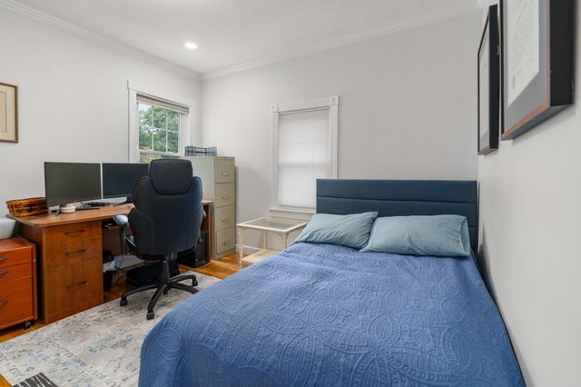 78 Pleasant St 78, Needham, MA 02492