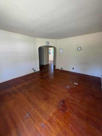4974 N 600 W, La Porte, IN 46350