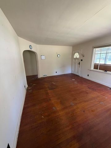 4974 N 600 W, La Porte, IN 46350