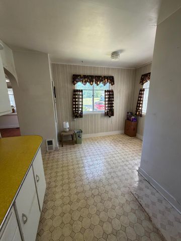 4974 N 600 W, La Porte, IN 46350