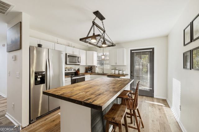 200 Raintree Court, Statesboro, GA 30461