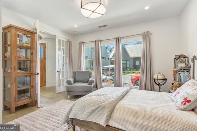 10861 Serenbe Lane, Chattahoochee Hills, GA 30268