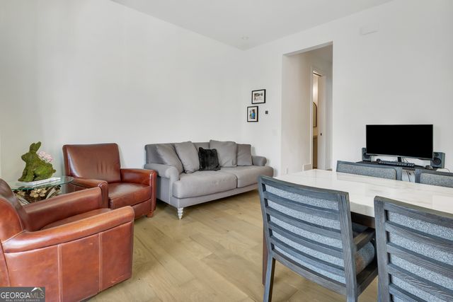 10861 Serenbe Lane, Chattahoochee Hills, GA 30268