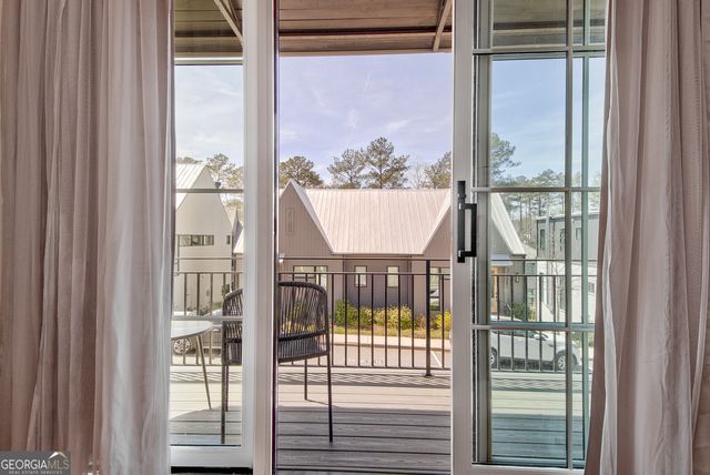 10861 Serenbe Lane, Chattahoochee Hills, GA 30268