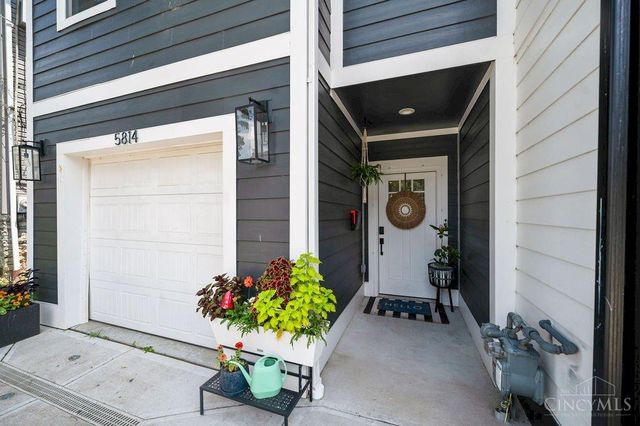 5814 Montgomery Road, Cincinnati, OH 45212