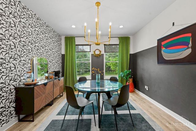 5814 Montgomery Road, Cincinnati, OH 45212