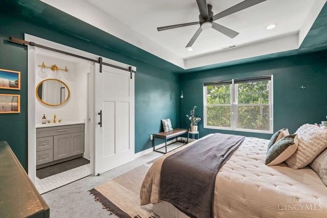 5814 Montgomery Road, Cincinnati, OH 45212