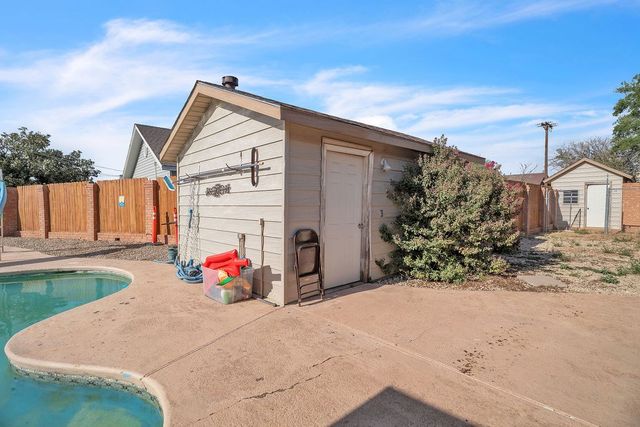 100 W Carpenter, Stanton, TX 79782