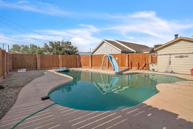 100 W Carpenter, Stanton, TX 79782