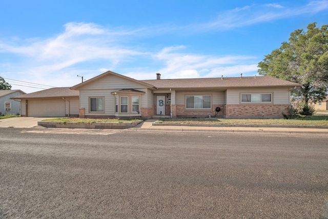 100 W Carpenter, Stanton, TX 79782