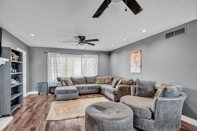 100 W Carpenter, Stanton, TX 79782