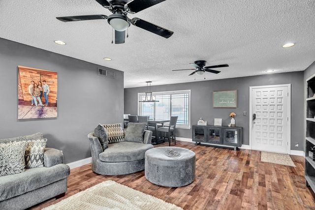 100 W Carpenter, Stanton, TX 79782