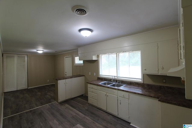 1609 NW 5TH STREET, Center Point, AL 35215