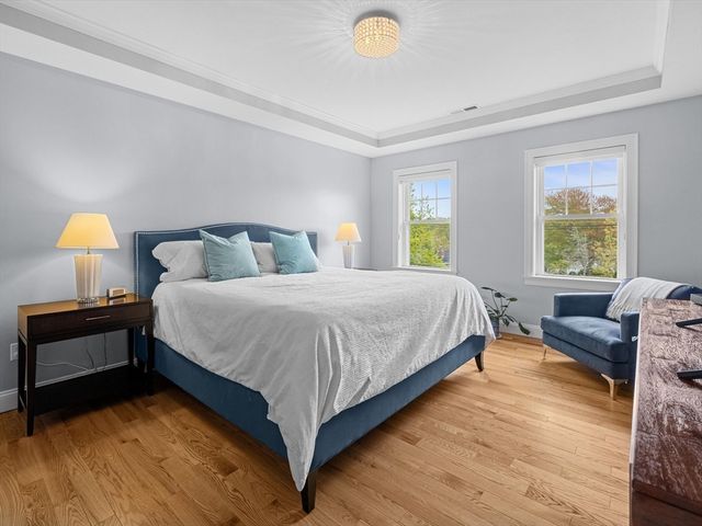 14 Spring St, Hopkinton, MA 01748