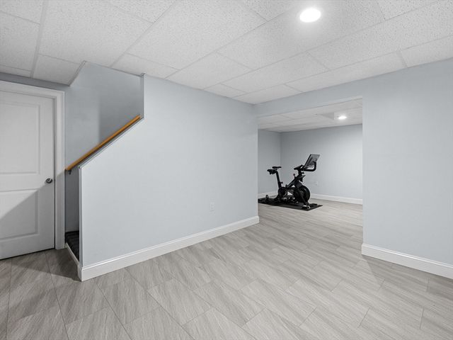 14 Spring St, Hopkinton, MA 01748