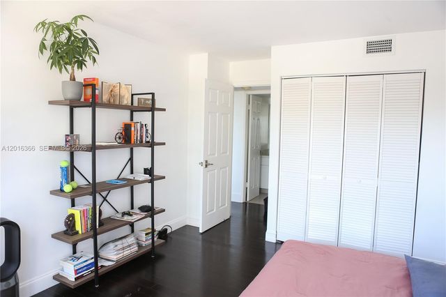 600 NE 36th St 310, Miami, FL 33137