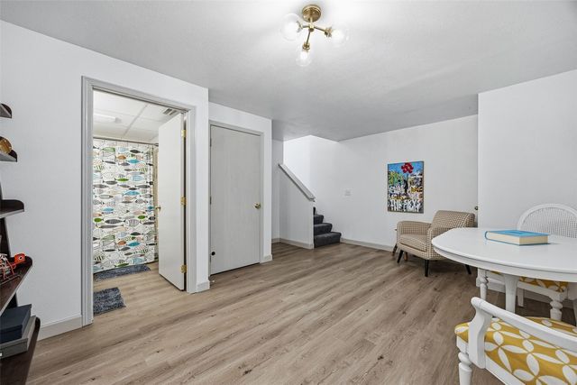 1234 Shannon Dr, Iowa City, IA 52246