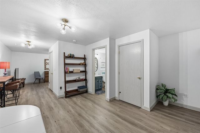 1234 Shannon Dr, Iowa City, IA 52246