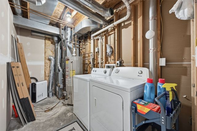 1234 Shannon Dr, Iowa City, IA 52246