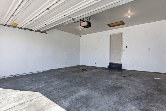 1234 Shannon Dr, Iowa City, IA 52246