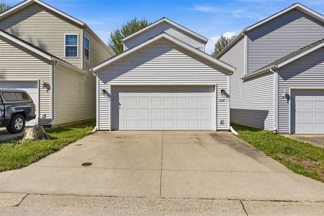 1234 Shannon Dr, Iowa City, IA 52246
