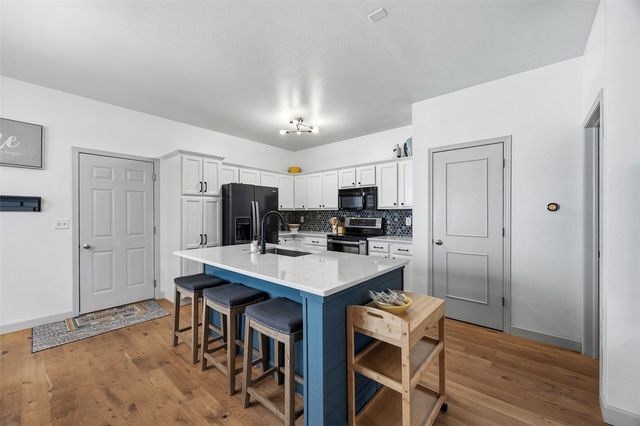 1234 Shannon Dr, Iowa City, IA 52246