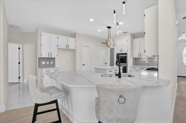 1124 Sugarberry Lane, Flower Mound, TX 75028