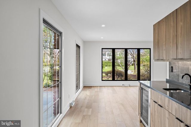 1805 COUNTRY CLUB DR, Cherry Hill, NJ 08003