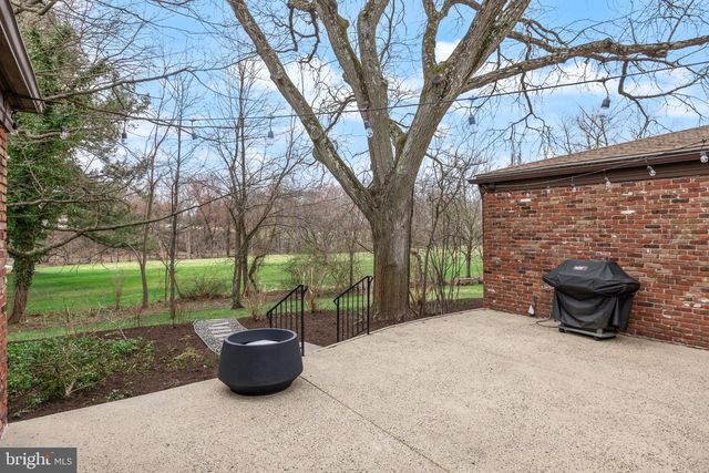 1805 COUNTRY CLUB DR, Cherry Hill, NJ 08003