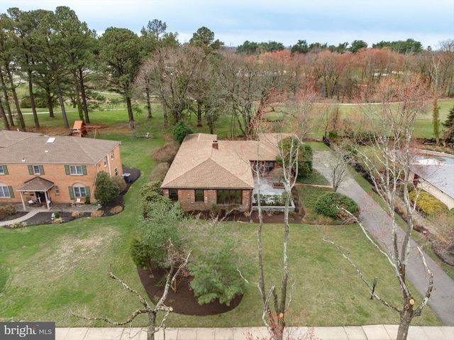 1805 COUNTRY CLUB DR, Cherry Hill, NJ 08003