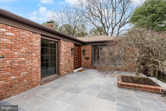 1805 COUNTRY CLUB DR, Cherry Hill, NJ 08003