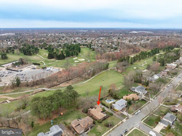 1805 COUNTRY CLUB DR, Cherry Hill, NJ 08003