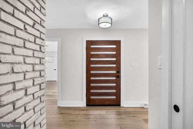 1805 COUNTRY CLUB DR, Cherry Hill, NJ 08003