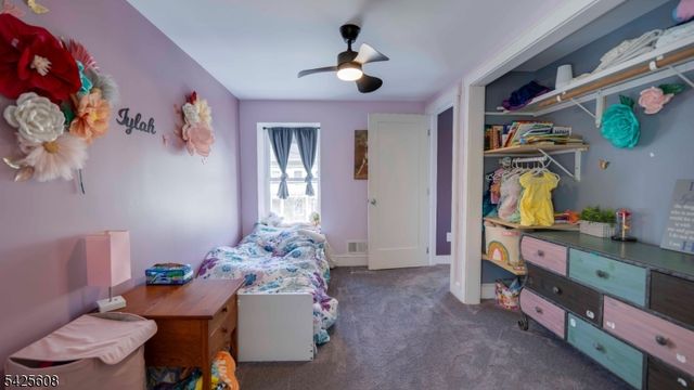 24 Green St, Milford Boro, NJ 08848