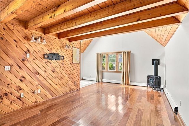 2 Bartlett Ave, Duxbury, MA 02332