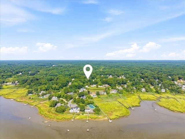 2 Bartlett Ave, Duxbury, MA 02332