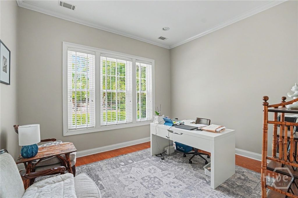 Image 13 of property listing at 5 Waterford Lane, Savannah, GA 31411